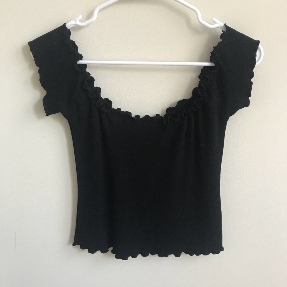 Brandy Melville/ John Galt off the shoulder top!